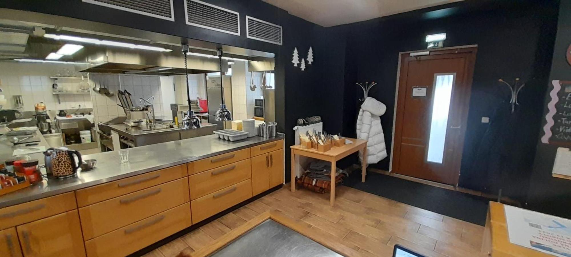 Penzion A Restaurace U Sousedu Стражни Екстериор снимка